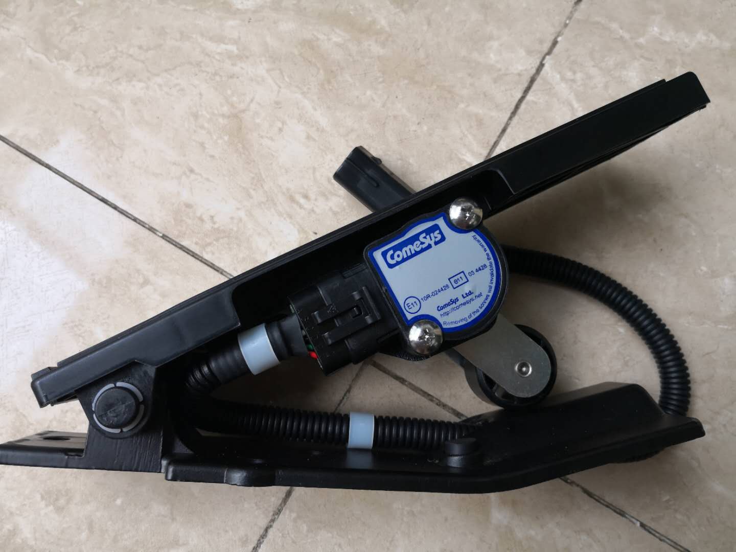 ZOOMLION mobile crane Weichai Euro 3 engine COMESYS pedal