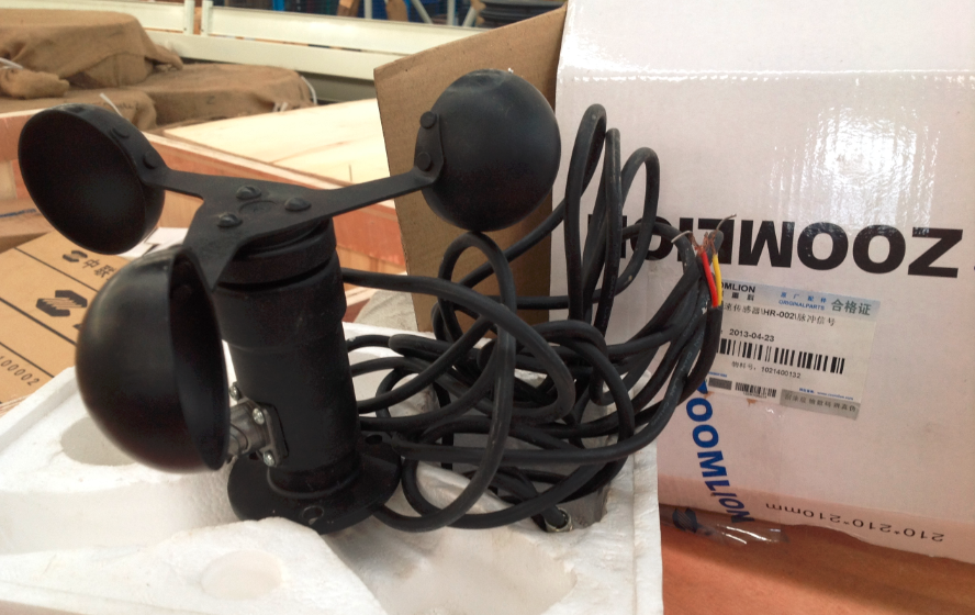 ZOOMLION mobile crane Wind-speed sensor \HR-002\Pulse signal 1021400132