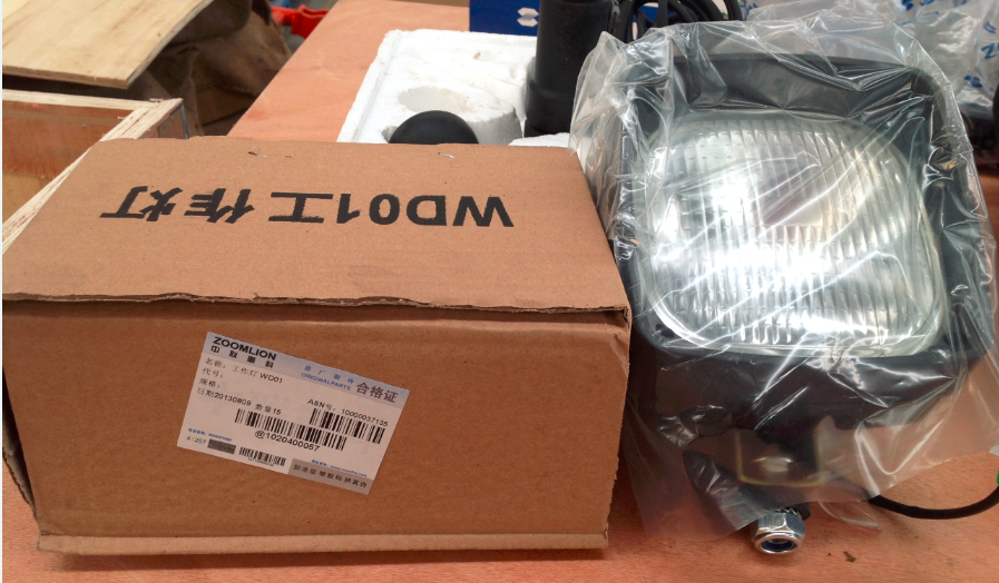 ZOOMLION mobile crane  working light WD01 1020400057