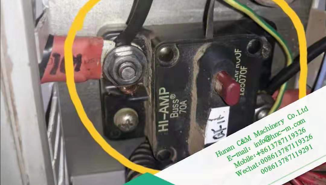 ZOOMLION mobile crane RT crane Circuit breaker BUSS HI-AMP 70A  Parts number:185070F-03-1 10206022418