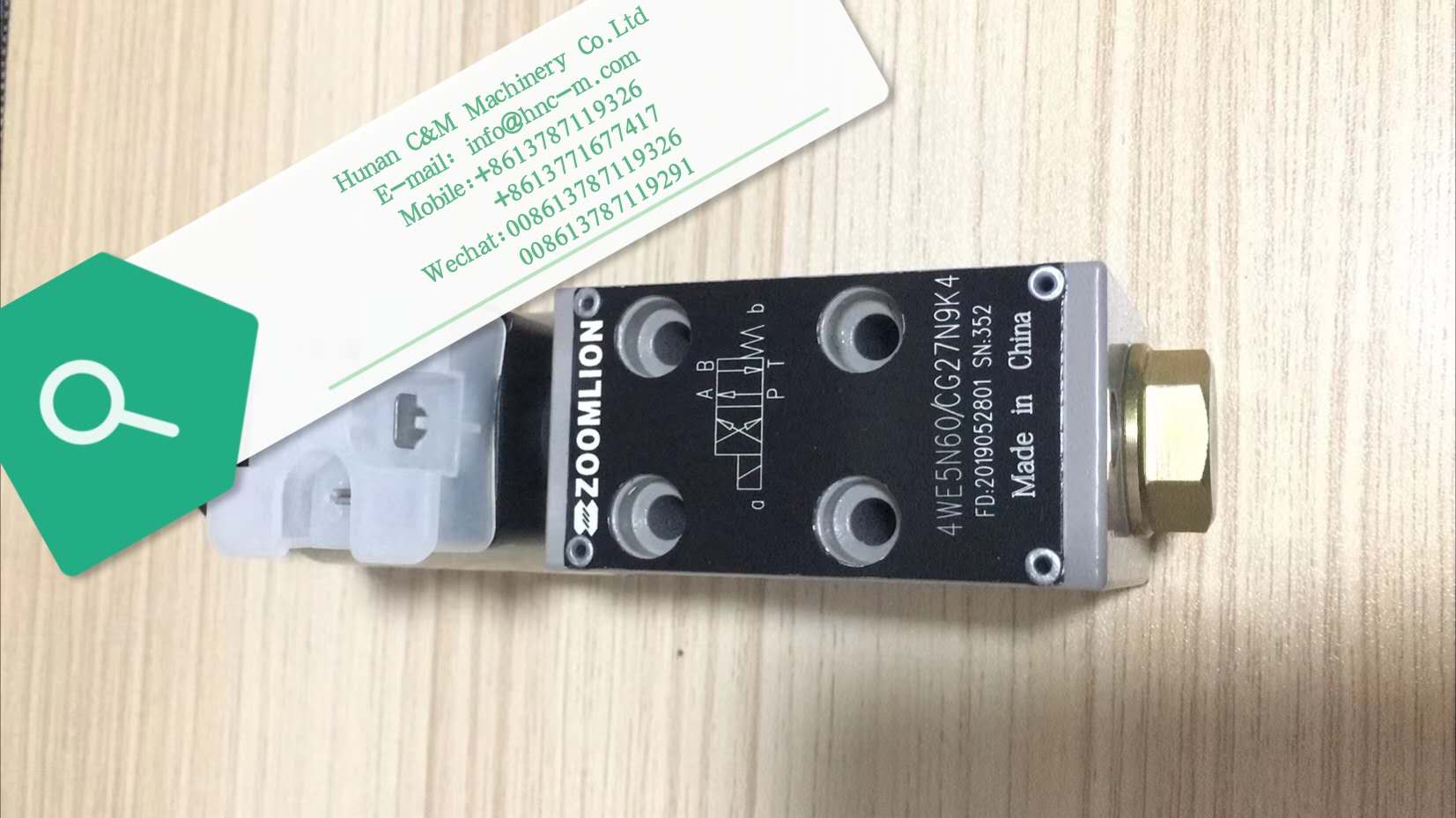 ZOOMLION truck crane spare parts Solenoid operated directional control valve 4WE5N60/CG27N9K4