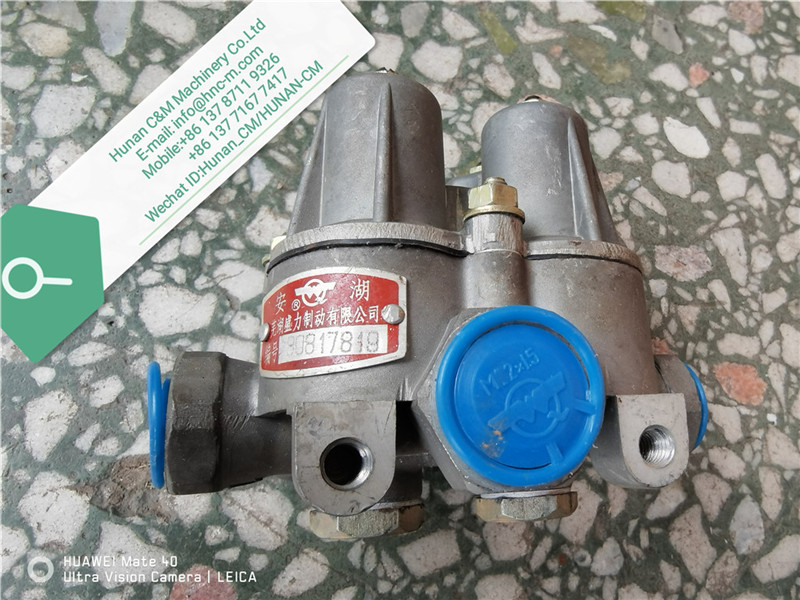 ZOOMLIOON truck crane 4-circuit protection valve 1010300758 80817819