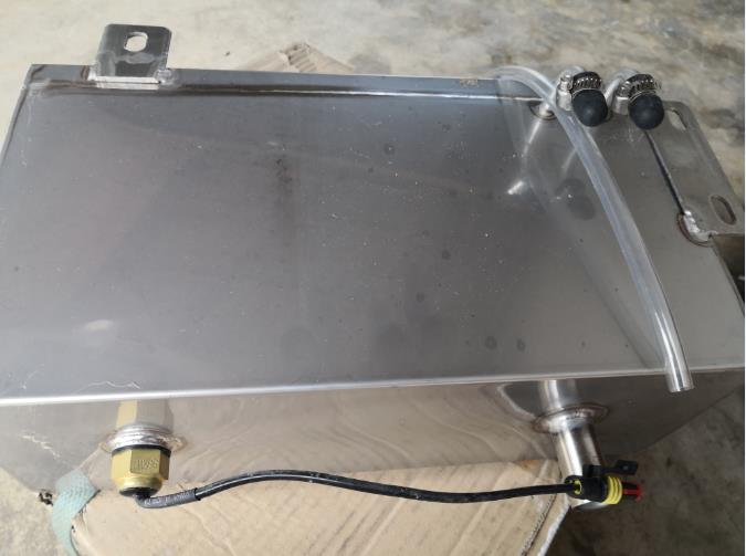 ZOOMLION truck crane weichai engine Expansion tank 1000300408 1308ZL-010