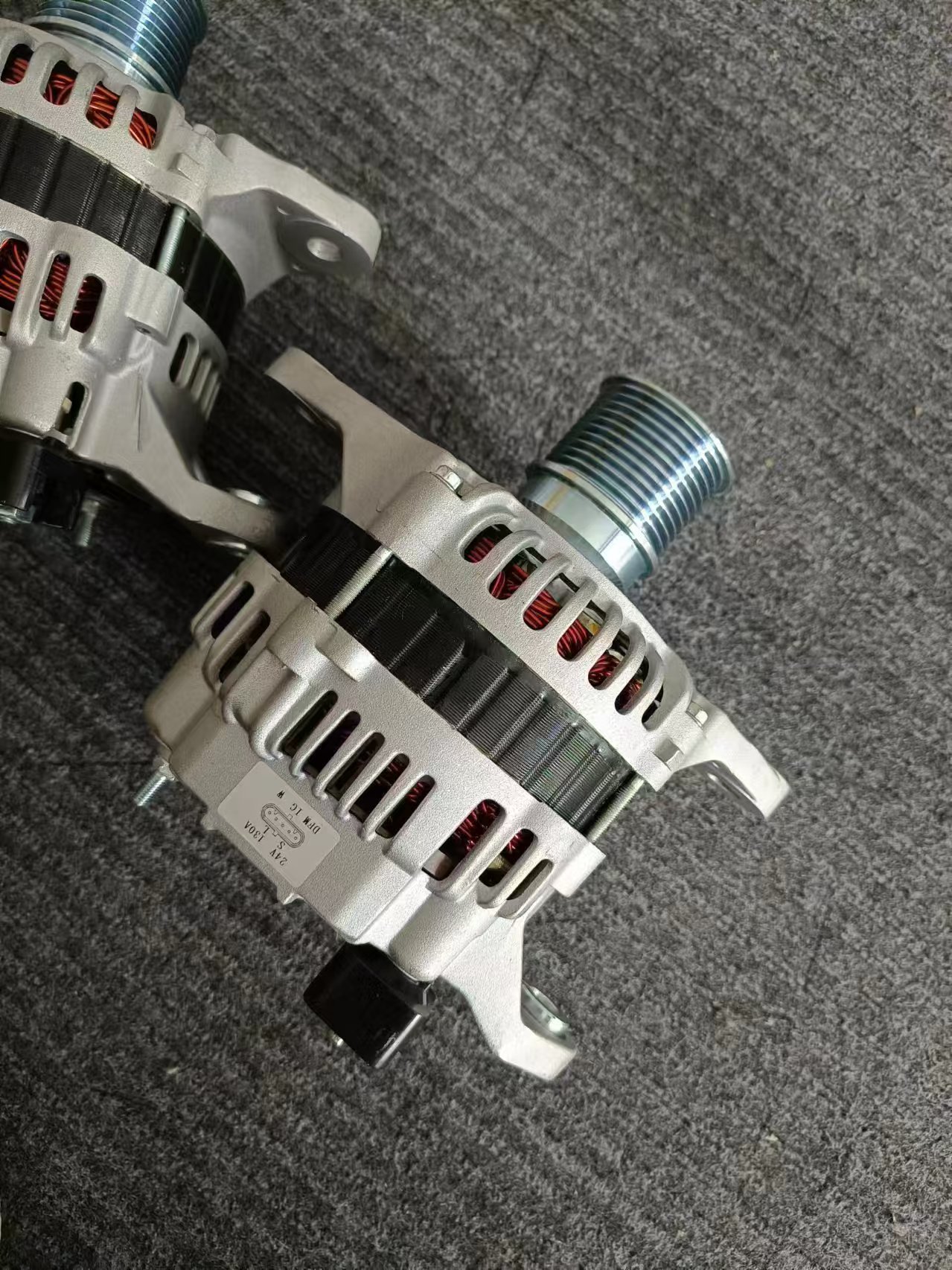 SANY Reach Stacker SRSC4545H1 engine alternator 60285538 21922756