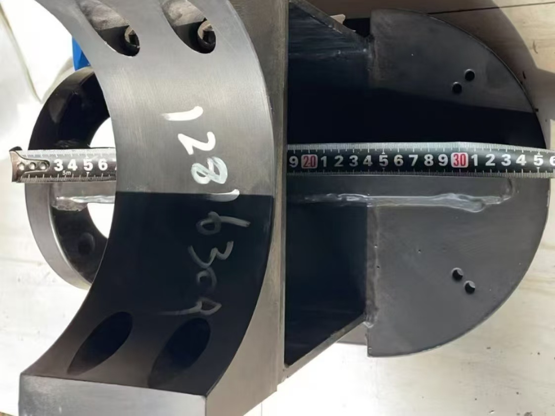 SANY mobile crane telescope cylinder holder  12816309