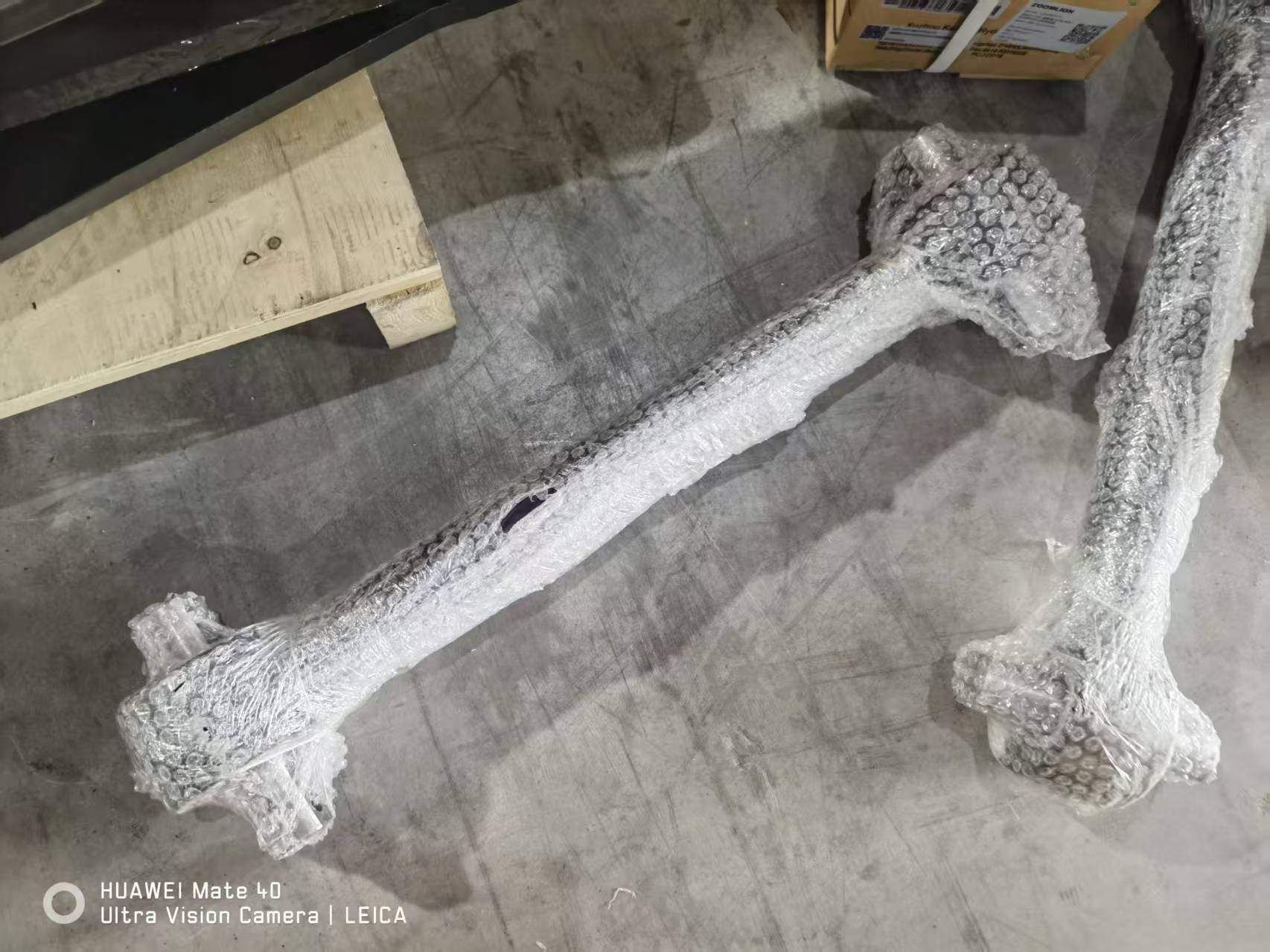 ZOOMLION truck crane QY70V rear axle Thurst rod assy 1039900000 and thursr rod core 