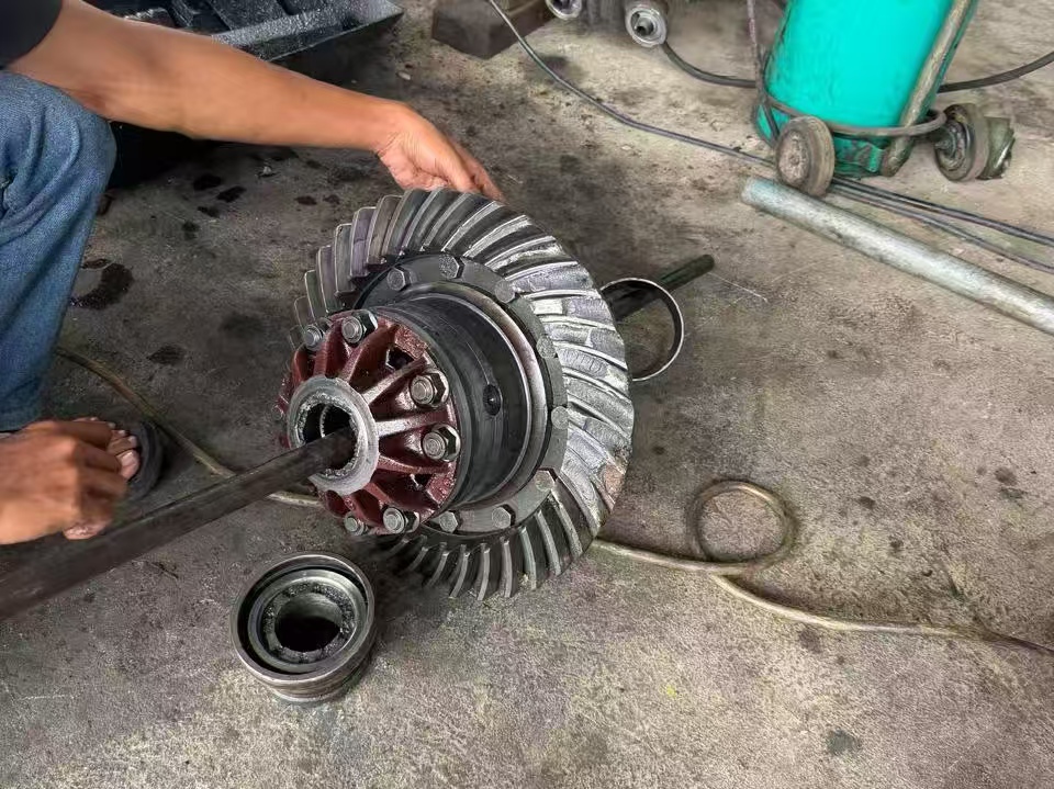 XCMG QY25K  XZZX-D101 800300072 axle differential mechanism assy