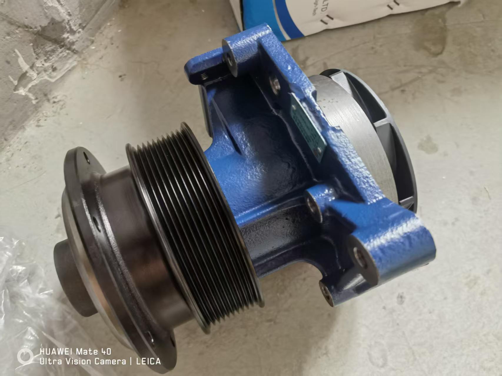 ZOOMLION truck crane WEICHAI engine water pump 612600061603